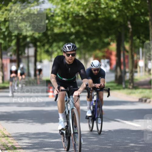 10.08.2025 - GEWOBA Citytriathlon Bremen Yannick Fuchs http://msf.ph/oto/8559294 10.08.2025 12:39:11 Radfahren 658, 696, 709, 729, 900, 969, 978, 1006 meine-sportfotos.de
