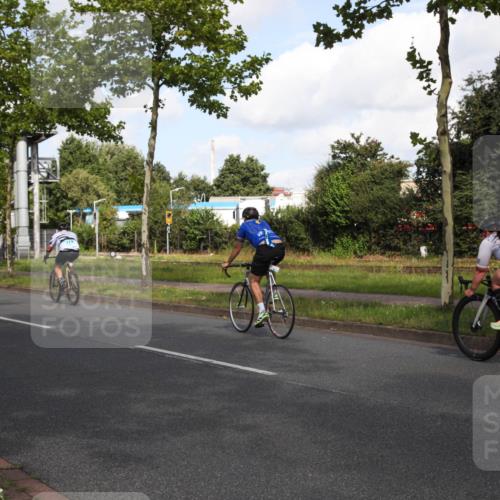 10.08.2025 - GEWOBA Citytriathlon Bremen Yannick Fuchs http://msf.ph/oto/8559407 10.08.2025 10:55:14 Radfahren 19, 163, 211, 219, 397, 418 meine-sportfotos.de