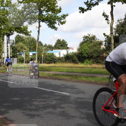 10.08.2025 - GEWOBA Citytriathlon Bremen Yannick Fuchs http://msf.ph/oto/8559409 10.08.2025 10:55:15 Radfahren 19, 163, 211, 219, 397, 418 meine-sportfotos.de