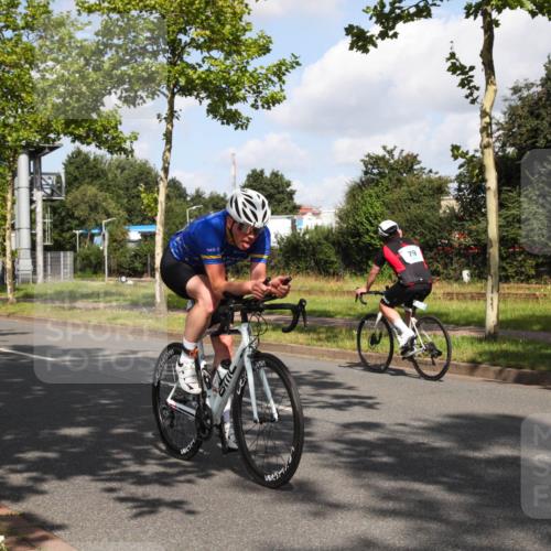 10.08.2025 - GEWOBA Citytriathlon Bremen Yannick Fuchs http://msf.ph/oto/8559448 10.08.2025 10:56:41 Radfahren 31, 67, 145, 203, 447, 455, 501 meine-sportfotos.de