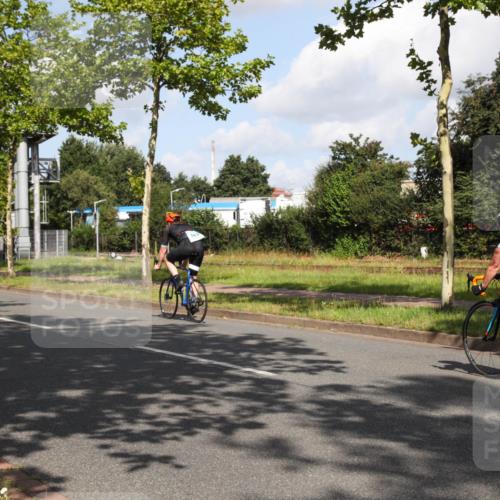10.08.2025 - GEWOBA Citytriathlon Bremen Yannick Fuchs http://msf.ph/oto/8559461 10.08.2025 10:57:12 Radfahren 5, 77, 101, 233, 454 meine-sportfotos.de