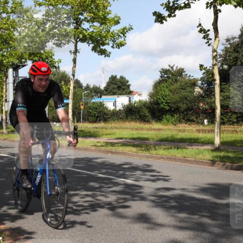 10.08.2025 - GEWOBA Citytriathlon Bremen Yannick Fuchs http://msf.ph/oto/8559506 10.08.2025 10:58:05 Radfahren 1, 125, 143, 185, 443, 445, 453, 472, 493 meine-sportfotos.de