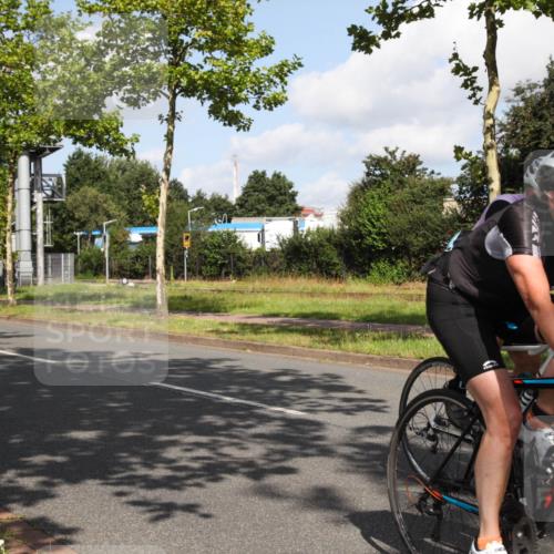 10.08.2025 - GEWOBA Citytriathlon Bremen Yannick Fuchs http://msf.ph/oto/8559509 10.08.2025 10:58:07 Radfahren 1, 125, 143, 185, 443, 445, 453, 472, 493, 513 meine-sportfotos.de