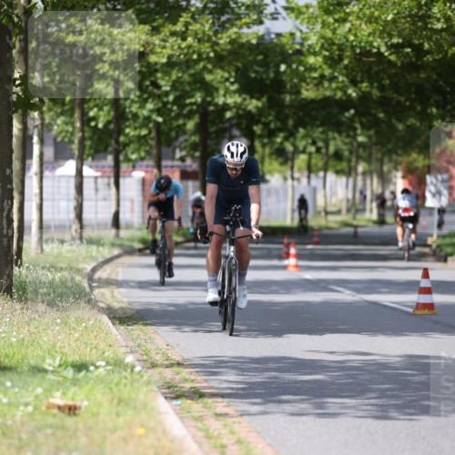 10.08.2025 - GEWOBA Citytriathlon Bremen Yannick Fuchs http://msf.ph/oto/8559510 10.08.2025 12:40:06 Radfahren 559, 596, 602, 690, 706, 721, 779, 815, 831, 880, 883, 890, 896, 1028 meine-sportfotos.de