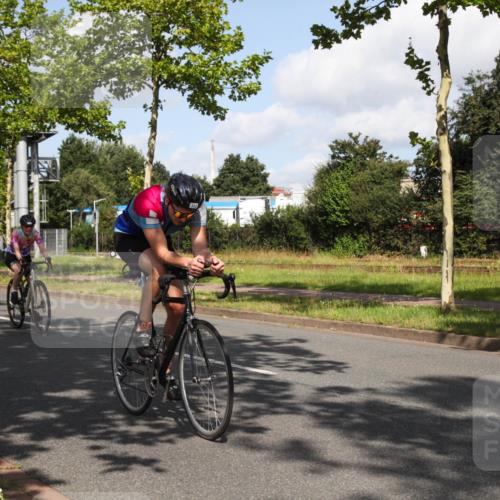 10.08.2025 - GEWOBA Citytriathlon Bremen Yannick Fuchs http://msf.ph/oto/8559554 10.08.2025 10:58:50 Radfahren 57, 191, 450 meine-sportfotos.de