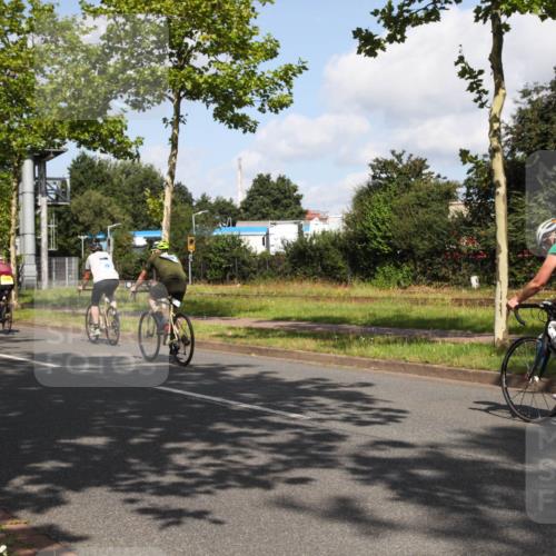 10.08.2025 - GEWOBA Citytriathlon Bremen Yannick Fuchs http://msf.ph/oto/8559598 10.08.2025 10:59:44 Radfahren 59, 141, 417, 463, 475, 498 meine-sportfotos.de