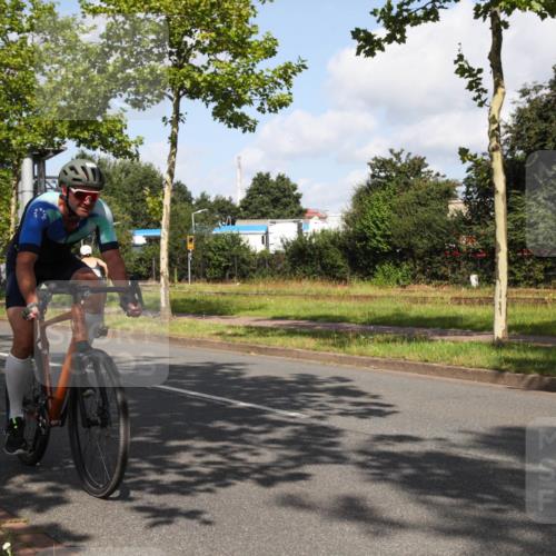 10.08.2025 - GEWOBA Citytriathlon Bremen Yannick Fuchs http://msf.ph/oto/8559607 10.08.2025 10:59:55 Radfahren 47, 141, 197, 201, 417, 475, 482, 498 meine-sportfotos.de