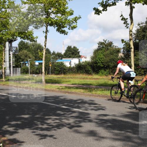 10.08.2025 - GEWOBA Citytriathlon Bremen Yannick Fuchs http://msf.ph/oto/8559617 10.08.2025 11:00:05 Radfahren 47, 141, 197, 201, 227, 482, 498 meine-sportfotos.de