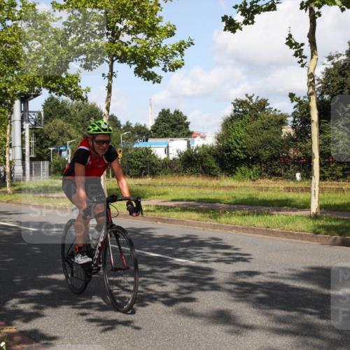10.08.2025 - GEWOBA Citytriathlon Bremen Yannick Fuchs http://msf.ph/oto/8559633 10.08.2025 11:00:22 Radfahren 41, 131, 139, 227, 381, 474 meine-sportfotos.de
