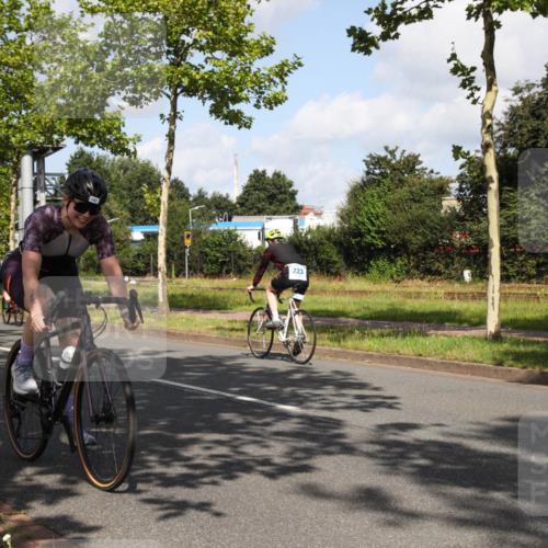 10.08.2025 - GEWOBA Citytriathlon Bremen Yannick Fuchs http://msf.ph/oto/8559712 10.08.2025 11:01:50 Radfahren 89, 199, 481 meine-sportfotos.de