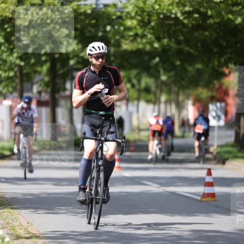 10.08.2025 - GEWOBA Citytriathlon Bremen Yannick Fuchs http://msf.ph/oto/8559720 10.08.2025 12:40:33 Radfahren 581, 597, 672, 723, 737, 829, 848, 870, 879, 899, 910, 921, 949, 975, 1002, 1024 meine-sportfotos.de