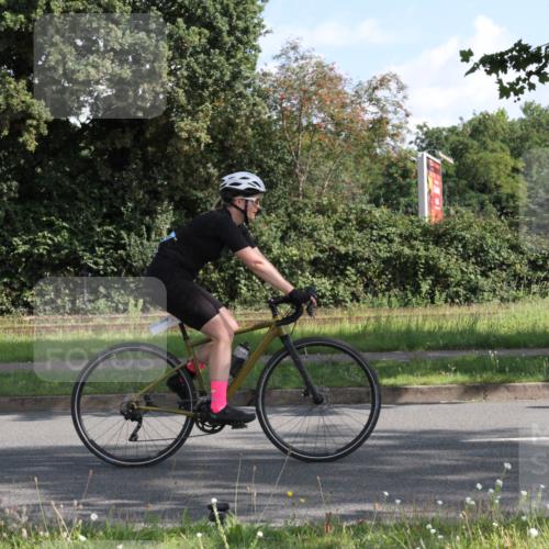 10.08.2025 - GEWOBA Citytriathlon Bremen Yannick Fuchs http://msf.ph/oto/8559743 10.08.2025 10:36:35 Radfahren 99, 115, 117, 159, 231, 378, 397, 447 meine-sportfotos.de