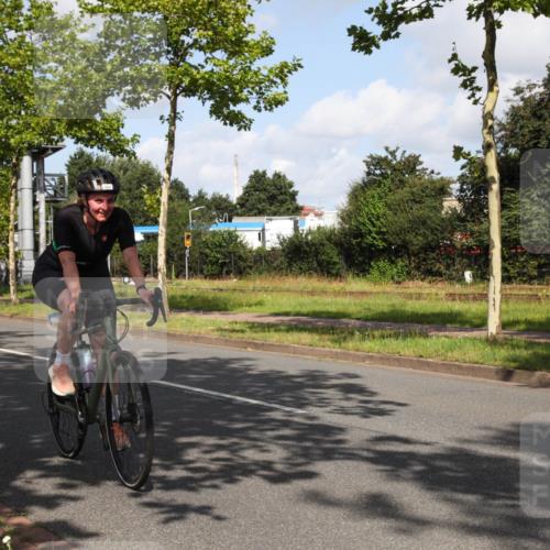 10.08.2025 - GEWOBA Citytriathlon Bremen Yannick Fuchs http://msf.ph/oto/8559745 10.08.2025 11:02:37 Radfahren 23, 53, 61, 135, 223, 237, 484 meine-sportfotos.de
