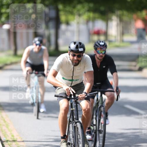 10.08.2025 - GEWOBA Citytriathlon Bremen Yannick Fuchs http://msf.ph/oto/8559772 10.08.2025 14:16:36 Radfahren 31, 57, 63, 64, 121, 144, 152, 173 meine-sportfotos.de