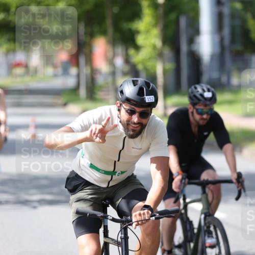 10.08.2025 - GEWOBA Citytriathlon Bremen Yannick Fuchs http://msf.ph/oto/8559787 10.08.2025 14:16:37 Radfahren 31, 57, 63, 64, 121, 144, 152, 173 meine-sportfotos.de