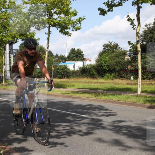 10.08.2025 - GEWOBA Citytriathlon Bremen Yannick Fuchs http://msf.ph/oto/8559815 10.08.2025 11:04:41 Radfahren 235, 361 meine-sportfotos.de