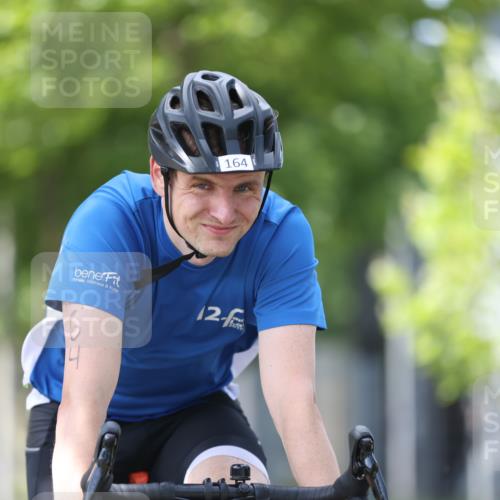 10.08.2025 - GEWOBA Citytriathlon Bremen Yannick Fuchs http://msf.ph/oto/8559850 10.08.2025 14:17:16 Radfahren 58, 136, 164 meine-sportfotos.de