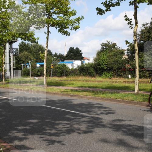 10.08.2025 - GEWOBA Citytriathlon Bremen Yannick Fuchs http://msf.ph/oto/8559856 10.08.2025 11:06:15 Radfahren 17 meine-sportfotos.de
