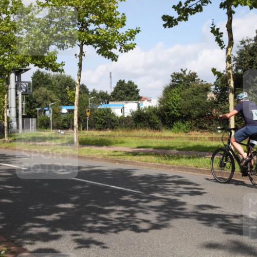 10.08.2025 - GEWOBA Citytriathlon Bremen Yannick Fuchs http://msf.ph/oto/8559891 10.08.2025 11:10:54 Radfahren 465 meine-sportfotos.de