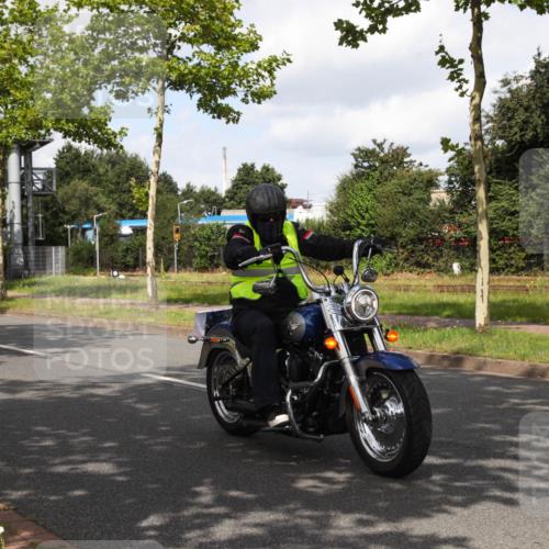 10.08.2025 - GEWOBA Citytriathlon Bremen Yannick Fuchs http://msf.ph/oto/8559920 10.08.2025 11:52:35 Radfahren 554 meine-sportfotos.de