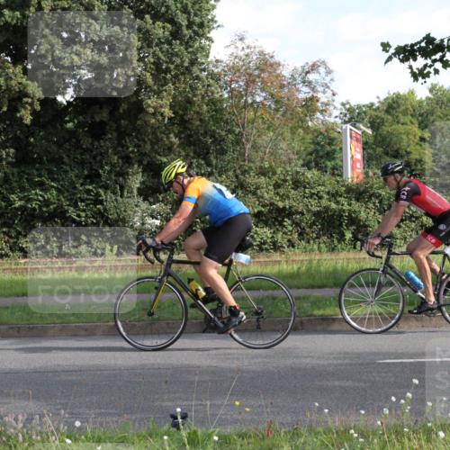 10.08.2025 - GEWOBA Citytriathlon Bremen Yannick Fuchs http://msf.ph/oto/8560211 10.08.2025 10:37:51 Radfahren 49, 69, 123, 375, 402, 458, 474, 501 meine-sportfotos.de