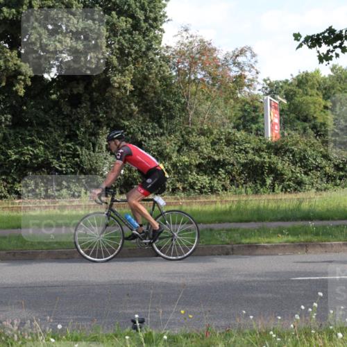 10.08.2025 - GEWOBA Citytriathlon Bremen Yannick Fuchs http://msf.ph/oto/8560220 10.08.2025 10:37:51 Radfahren 49, 69, 123, 375, 402, 458, 474, 501 meine-sportfotos.de