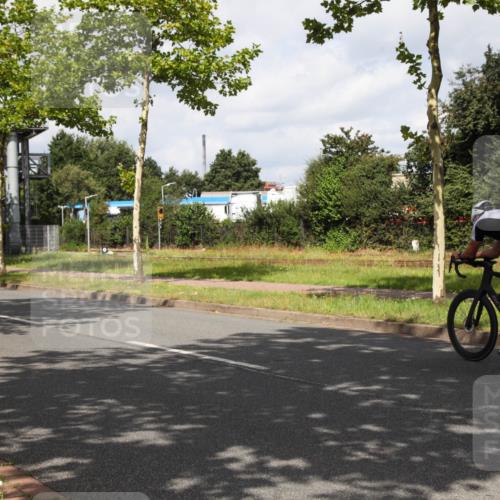 10.08.2025 - GEWOBA Citytriathlon Bremen Yannick Fuchs http://msf.ph/oto/8560281 10.08.2025 12:05:37 Radfahren 606 meine-sportfotos.de