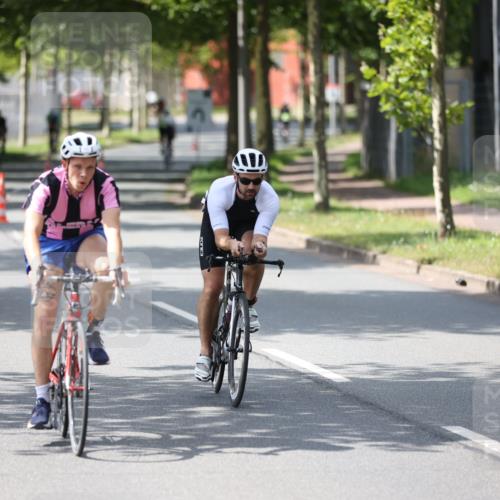10.08.2025 - GEWOBA Citytriathlon Bremen Yannick Fuchs http://msf.ph/oto/8560297 10.08.2025 14:18:50 Radfahren 30, 50, 81, 106, 116, 261, 264, 314 meine-sportfotos.de