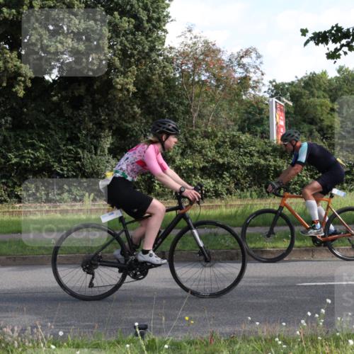 10.08.2025 - GEWOBA Citytriathlon Bremen Yannick Fuchs http://msf.ph/oto/8560299 10.08.2025 10:37:58 Radfahren 69, 375, 402, 458, 474, 501 meine-sportfotos.de