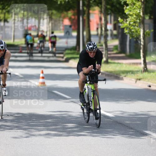 10.08.2025 - GEWOBA Citytriathlon Bremen Yannick Fuchs http://msf.ph/oto/8560315 10.08.2025 14:18:56 Radfahren 30, 50, 81, 101, 106, 116, 139, 261, 264 meine-sportfotos.de