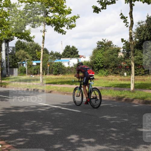 10.08.2025 - GEWOBA Citytriathlon Bremen Yannick Fuchs http://msf.ph/oto/8560348 10.08.2025 12:06:38 Radfahren 580, 613, 634, 658, 714 meine-sportfotos.de