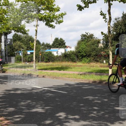 10.08.2025 - GEWOBA Citytriathlon Bremen Yannick Fuchs http://msf.ph/oto/8560364 10.08.2025 12:06:48 Radfahren 613, 658, 714 meine-sportfotos.de
