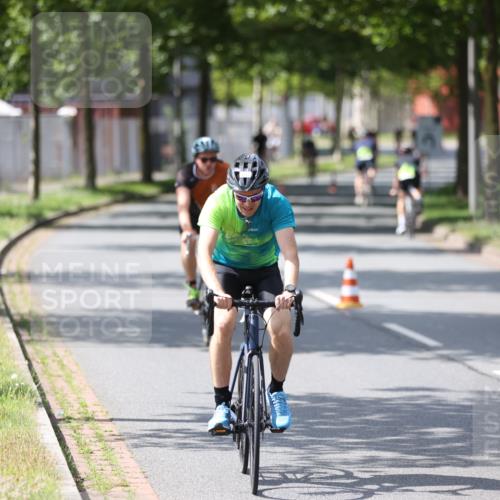 10.08.2025 - GEWOBA Citytriathlon Bremen Yannick Fuchs http://msf.ph/oto/8560399 10.08.2025 14:19:07 Radfahren 101, 116, 126, 139, 162, 201, 254, 261, 264 meine-sportfotos.de