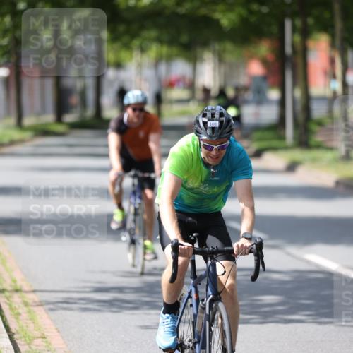 10.08.2025 - GEWOBA Citytriathlon Bremen Yannick Fuchs http://msf.ph/oto/8560402 10.08.2025 14:19:08 Radfahren 101, 116, 126, 139, 162, 201, 254, 261, 264 meine-sportfotos.de