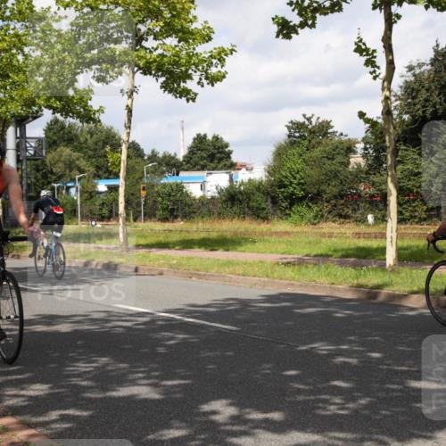 10.08.2025 - GEWOBA Citytriathlon Bremen Yannick Fuchs http://msf.ph/oto/8560471 10.08.2025 12:07:45 Radfahren 559, 609, 646, 660, 693, 696, 698, 705, 706, 721, 723, 740, 879 meine-sportfotos.de