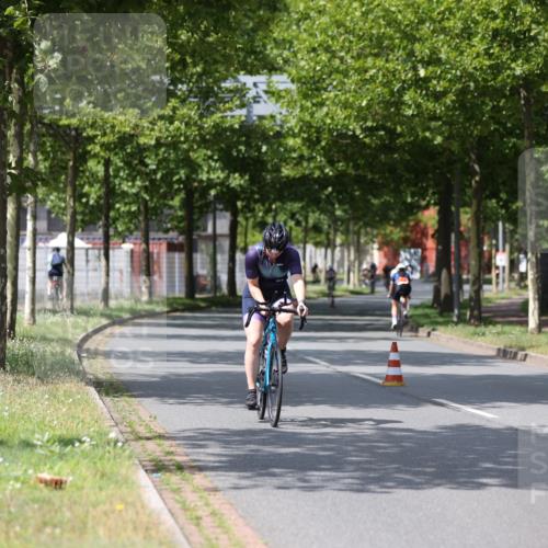10.08.2025 - GEWOBA Citytriathlon Bremen Yannick Fuchs http://msf.ph/oto/8560476 10.08.2025 12:42:42 Radfahren 611, 850, 909, 944, 953 meine-sportfotos.de