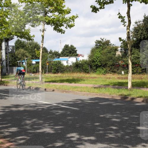 10.08.2025 - GEWOBA Citytriathlon Bremen Yannick Fuchs http://msf.ph/oto/8560484 10.08.2025 12:07:49 Radfahren 559, 609, 646, 660, 693, 696, 698, 705, 706, 721, 723, 879 meine-sportfotos.de