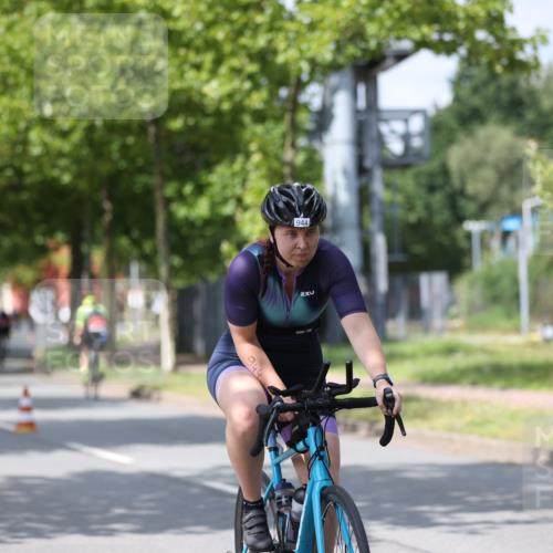 10.08.2025 - GEWOBA Citytriathlon Bremen Yannick Fuchs http://msf.ph/oto/8560494 10.08.2025 12:42:43 Radfahren 611, 850, 909, 944, 953 meine-sportfotos.de