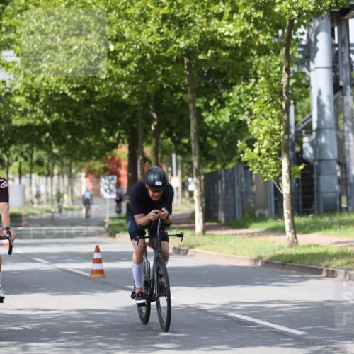 10.08.2025 - GEWOBA Citytriathlon Bremen Yannick Fuchs http://msf.ph/oto/8560553 10.08.2025 12:42:56 Radfahren 628, 644, 684, 710, 846, 850, 871, 889, 909 meine-sportfotos.de