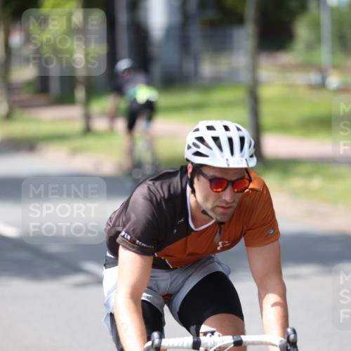 10.08.2025 - GEWOBA Citytriathlon Bremen Yannick Fuchs http://msf.ph/oto/8560565 10.08.2025 14:19:44 Radfahren 59, 84, 170, 174, 287 meine-sportfotos.de