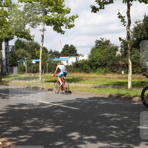 10.08.2025 - GEWOBA Citytriathlon Bremen Yannick Fuchs http://msf.ph/oto/8560569 10.08.2025 12:08:35 Radfahren 597, 603, 608, 661, 672, 677, 737, 797 meine-sportfotos.de