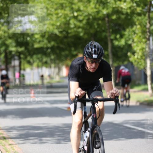 10.08.2025 - GEWOBA Citytriathlon Bremen Yannick Fuchs http://msf.ph/oto/8560588 10.08.2025 12:42:59 Radfahren 628, 644, 677, 684, 710, 846, 850, 871, 889, 909 meine-sportfotos.de