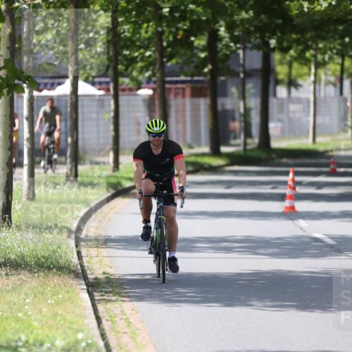 10.08.2025 - GEWOBA Citytriathlon Bremen Yannick Fuchs http://msf.ph/oto/8560595 10.08.2025 14:19:49 Radfahren 36, 59, 170, 174, 287 meine-sportfotos.de