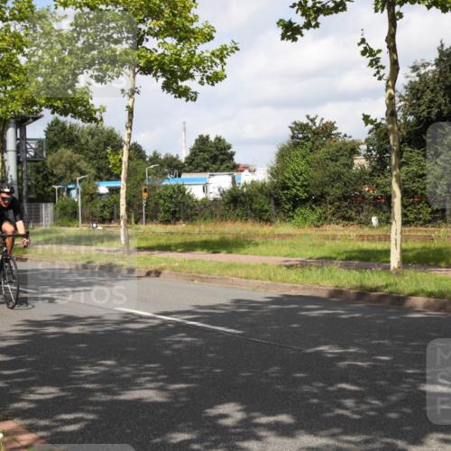 10.08.2025 - GEWOBA Citytriathlon Bremen Yannick Fuchs http://msf.ph/oto/8560598 10.08.2025 12:08:52 Radfahren 608, 619, 677, 684, 727, 797, 850, 883 meine-sportfotos.de