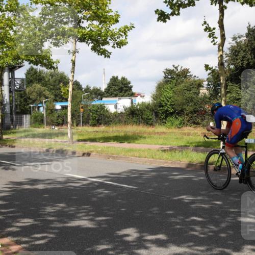 10.08.2025 - GEWOBA Citytriathlon Bremen Yannick Fuchs http://msf.ph/oto/8560623 10.08.2025 12:09:03 Radfahren 619, 684, 727, 731, 779, 850, 871 meine-sportfotos.de
