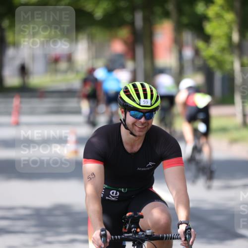 10.08.2025 - GEWOBA Citytriathlon Bremen Yannick Fuchs http://msf.ph/oto/8560628 10.08.2025 14:19:51 Radfahren 36, 59, 170, 174, 287 meine-sportfotos.de