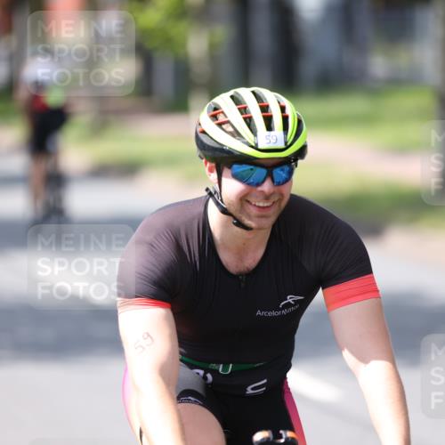 10.08.2025 - GEWOBA Citytriathlon Bremen Yannick Fuchs http://msf.ph/oto/8560634 10.08.2025 14:19:52 Radfahren 36, 59, 170, 174, 195, 287 meine-sportfotos.de