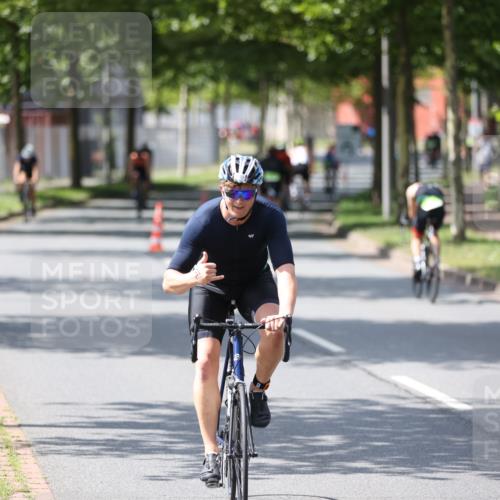 10.08.2025 - GEWOBA Citytriathlon Bremen Yannick Fuchs http://msf.ph/oto/8560728 10.08.2025 14:20:10 Radfahren 18, 29, 36, 52, 130, 195, 197, 238, 256, 257 meine-sportfotos.de