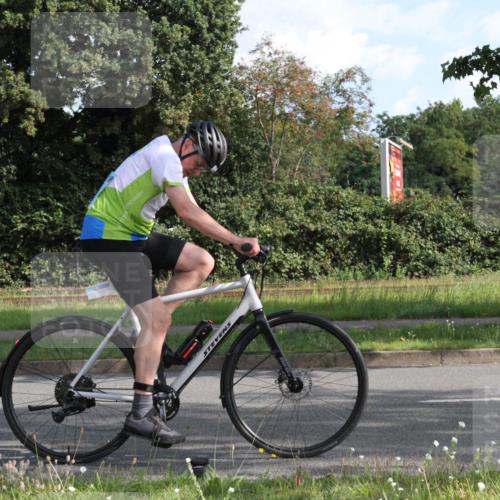 10.08.2025 - GEWOBA Citytriathlon Bremen Yannick Fuchs http://msf.ph/oto/8560729 10.08.2025 10:38:47 Radfahren 31, 63, 119, 163, 417, 429, 443, 498, 506, 513 meine-sportfotos.de