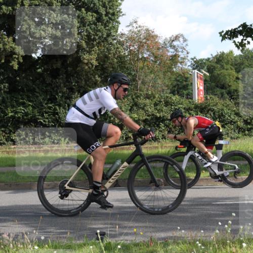 10.08.2025 - GEWOBA Citytriathlon Bremen Yannick Fuchs http://msf.ph/oto/8560743 10.08.2025 10:38:48 Radfahren 31, 63, 119, 163, 417, 429, 443, 498, 506, 513 meine-sportfotos.de